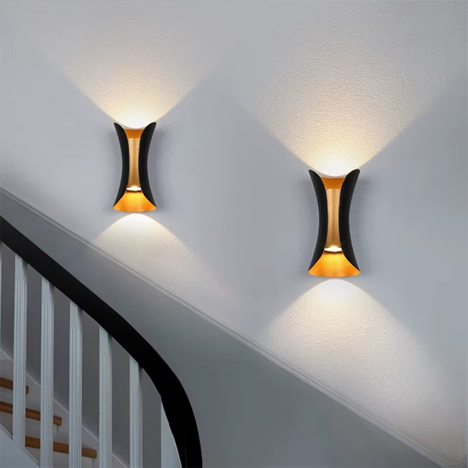 Modern Up & Down LED Outdoor Wall Light – Waterproof Exterior Sconce